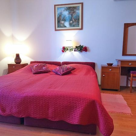 Apartments Radis Затон Экстерьер фото
