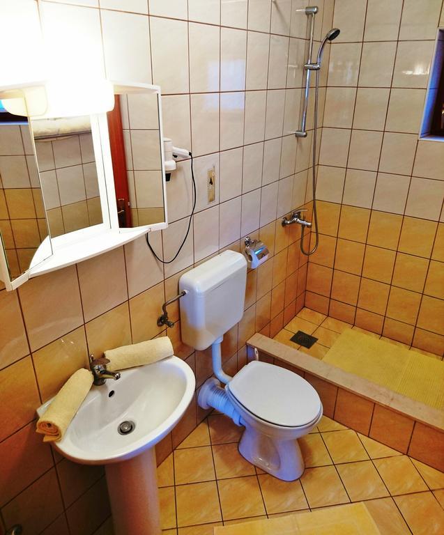 Apartments Radis Затон Экстерьер фото